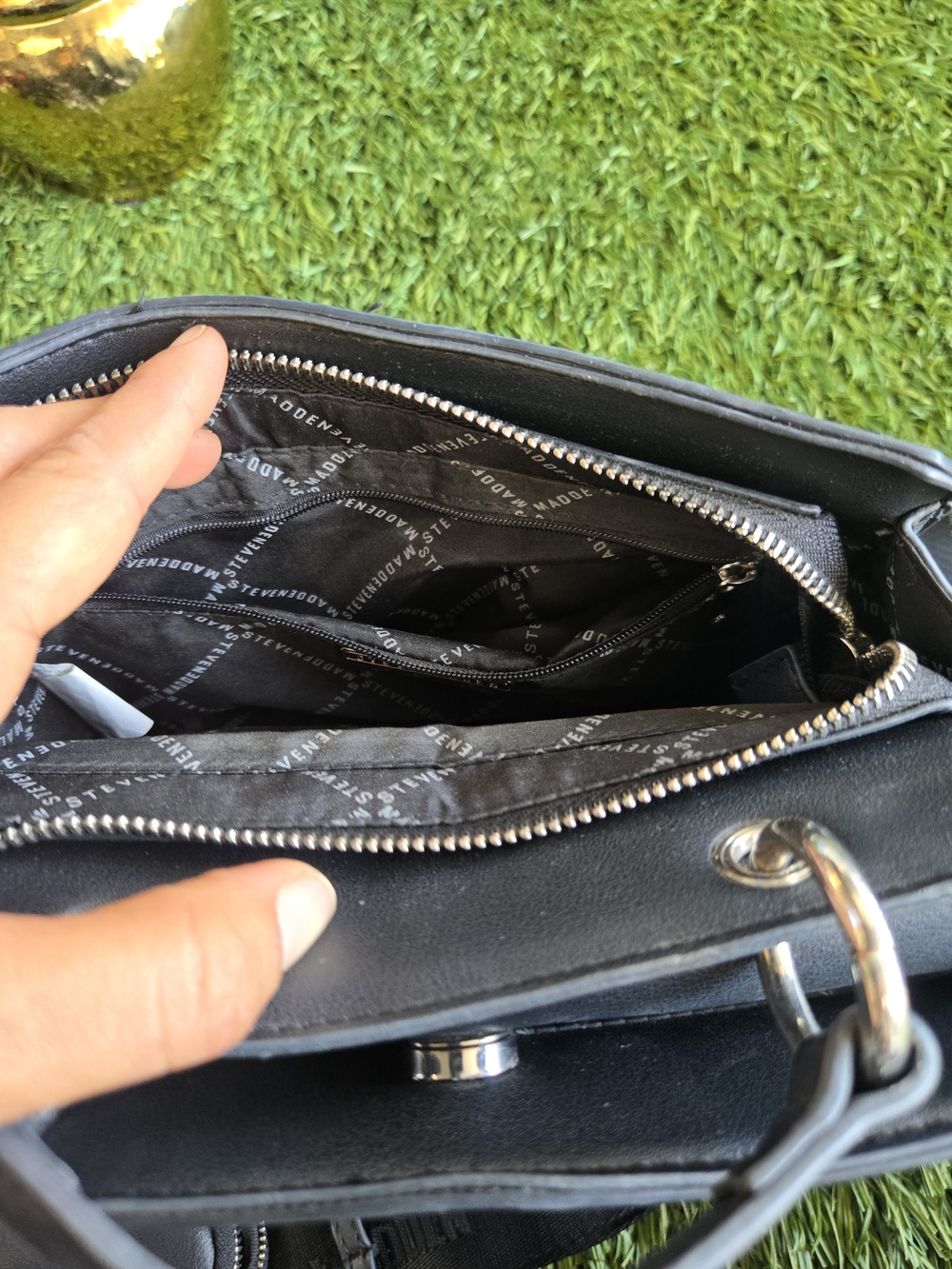 Steve Madden Black Men's Messenger Crossbody with Detachable Strap - Picture 5 of 6
